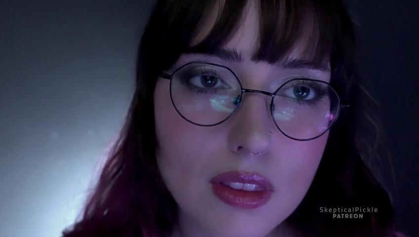 Skepticalpickle - Une copine timide et maladroite s'essaie au massage ASMR pour toi (niveau Platine)