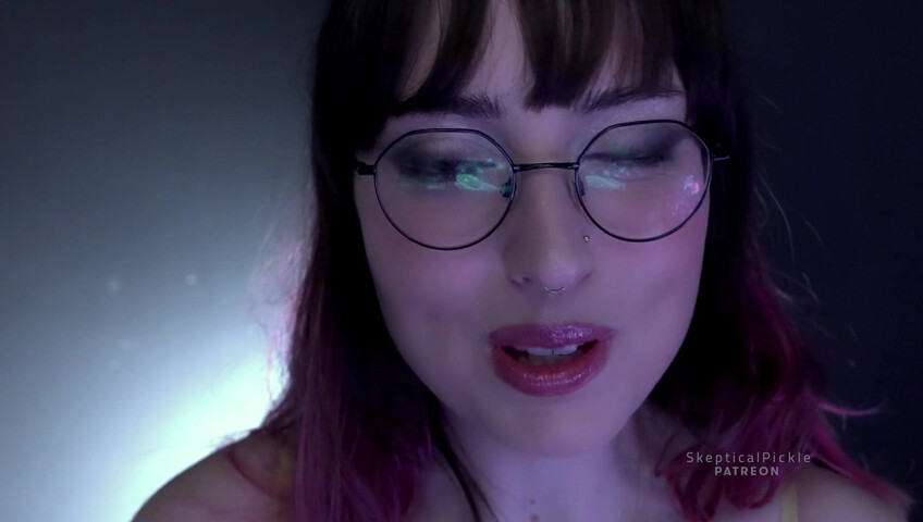 Skepticalpickle - Une copine timide et maladroite s'essaie au massage ASMR pour toi (niveau Platine)
