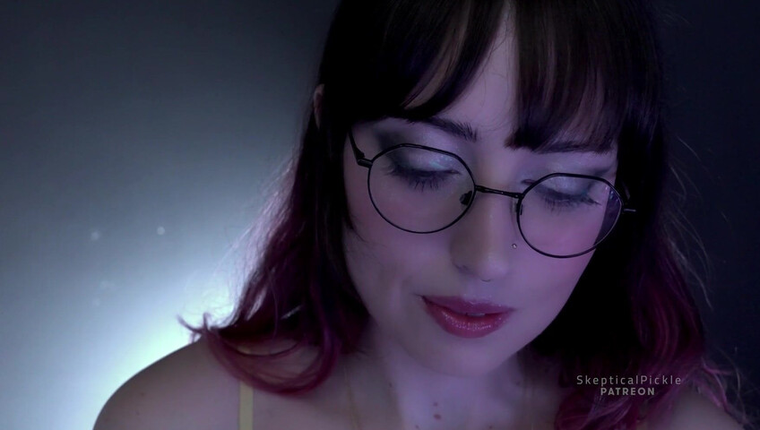 Skepticalpickle - Une copine timide et maladroite s'essaie au massage ASMR pour toi (niveau Platine)