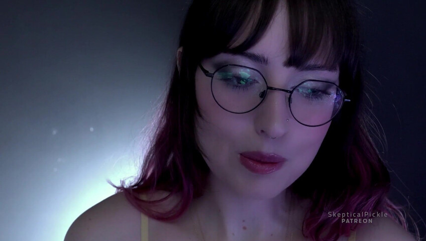 Skepticalpickle - Une copine timide et maladroite s'essaie au massage ASMR pour toi (niveau Platine)