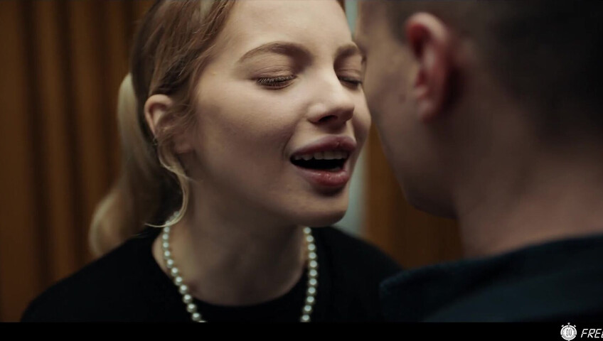 Time Freeze - Soho Spiral - Bella Spark