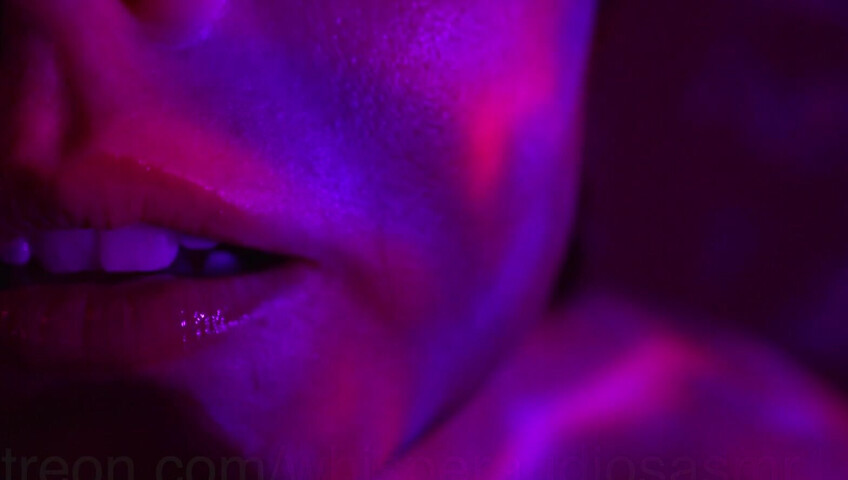 WhisperAudios ASMR - Trippy ASMR Session