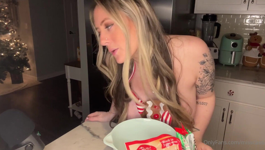 Miss Cassi ASMR – 23. Dezember 2025 – Weihnachtsplätzchen backen