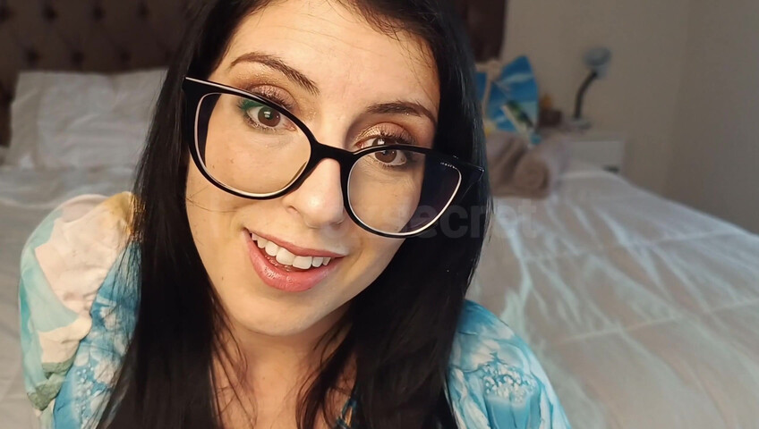 Loreena Fox – Cruising with StepMom