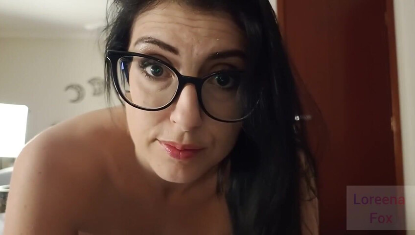Loreena Fox – Stealing Stepmom's Panties