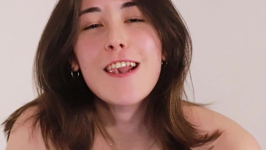 Laliwhite - Sweet tender kisses from latina bae