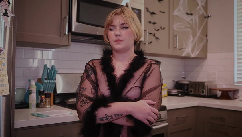 Jaybbgirl – Step-Mommy Mind Blown 2: Special Guests